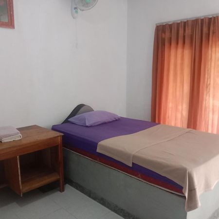Ramdan Homestay Kuta  エクステリア 写真