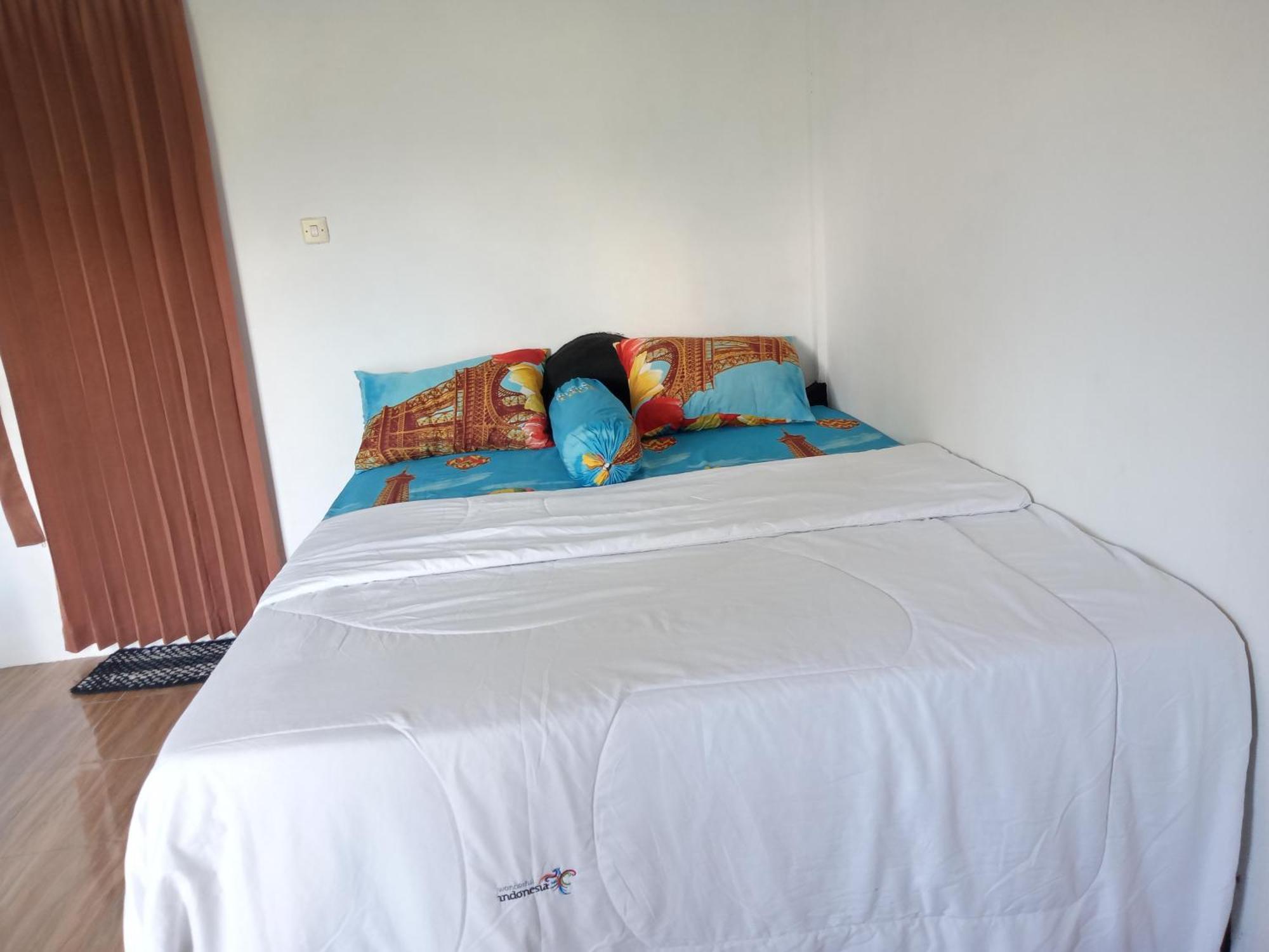 Ramdan Homestay Kuta  部屋 写真
